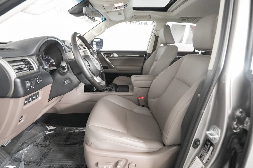 Certified 2021 Lexus GX 460 Premium w/ Premium Package AWD/4WD image 9