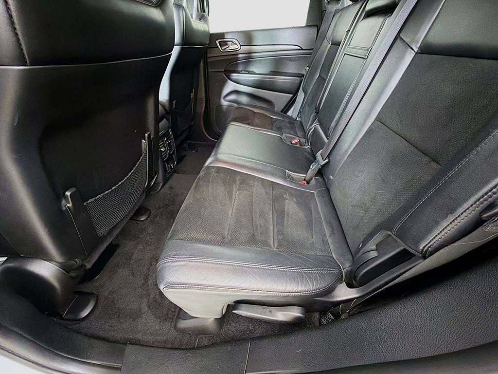 Used 2018 Jeep Grand Cherokee Altitude AWD/4WD image 23