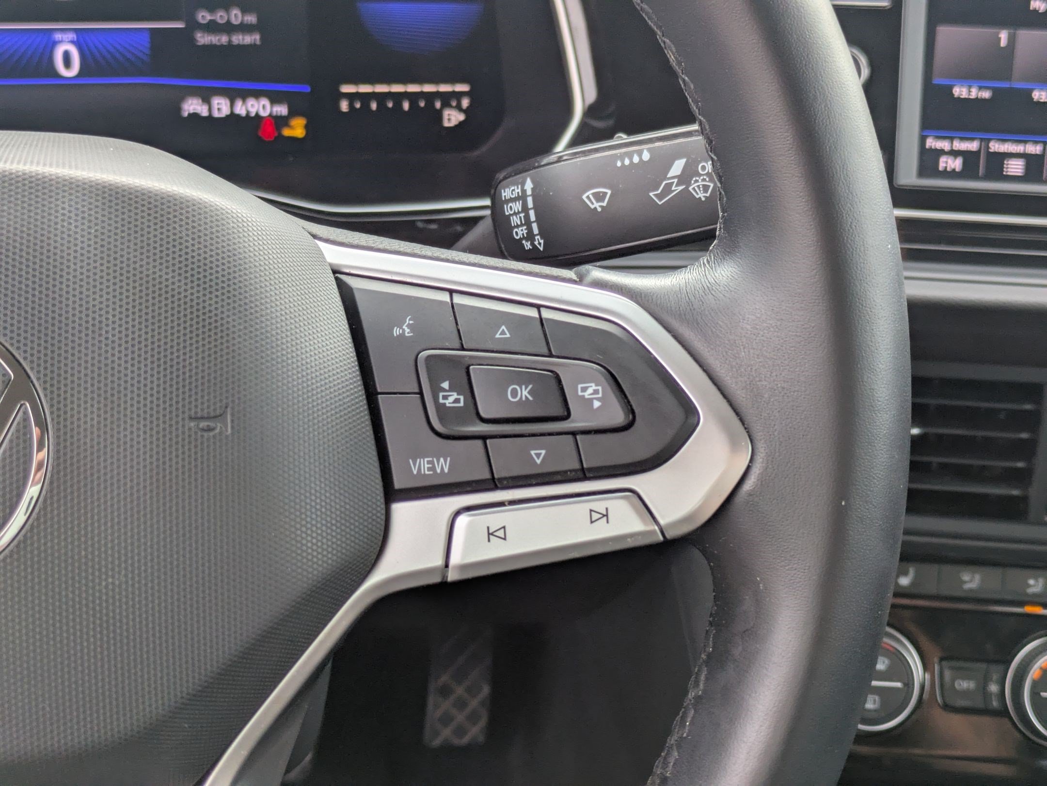 Used 2022 Volkswagen Jetta SE FWD image 21