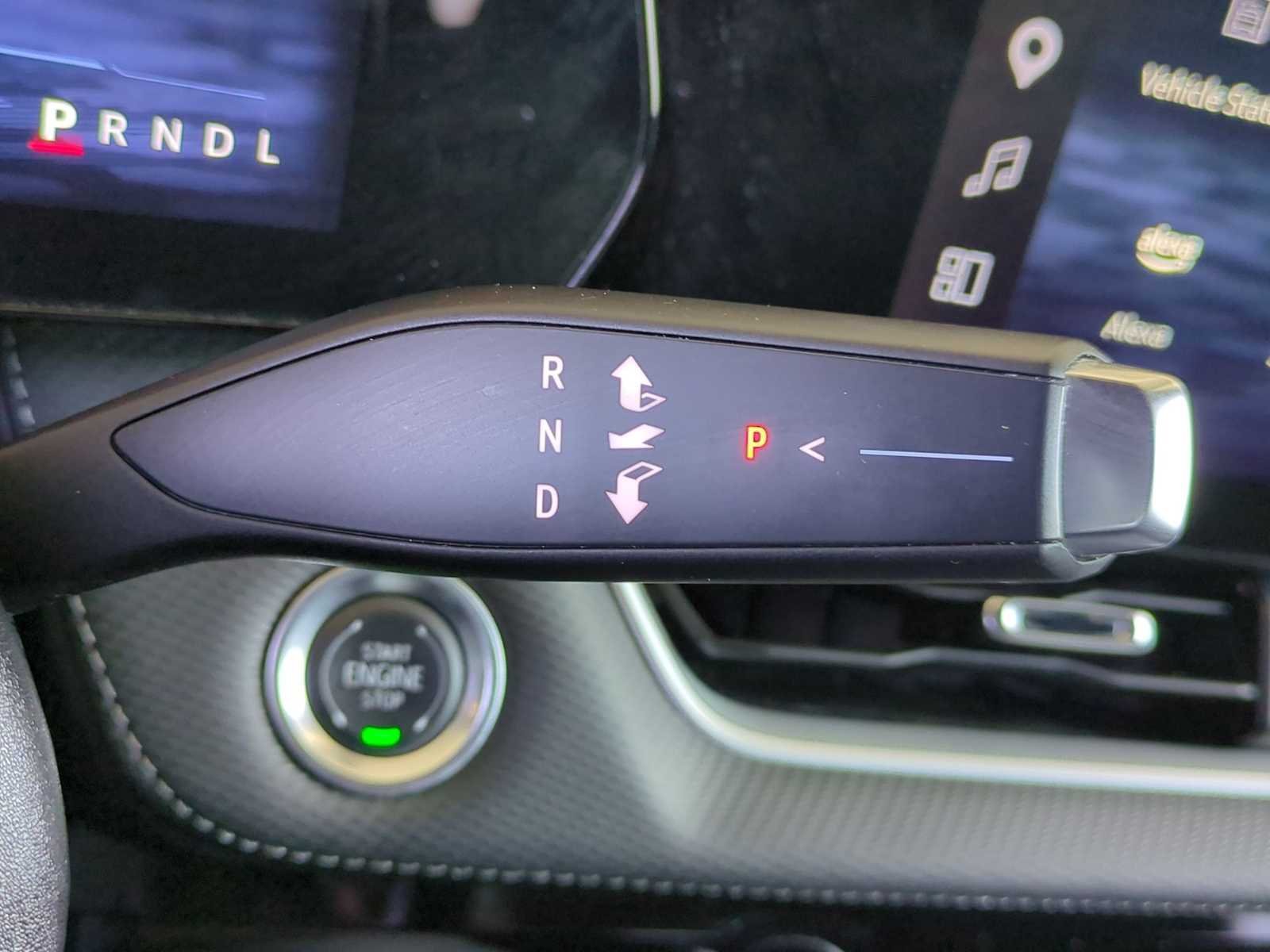 Used 2025 Chevrolet Equinox LT w/ Convenience Package II FWD image 22