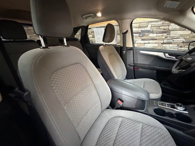 Used 2020 Ford Escape SE AWD/4WD image 17