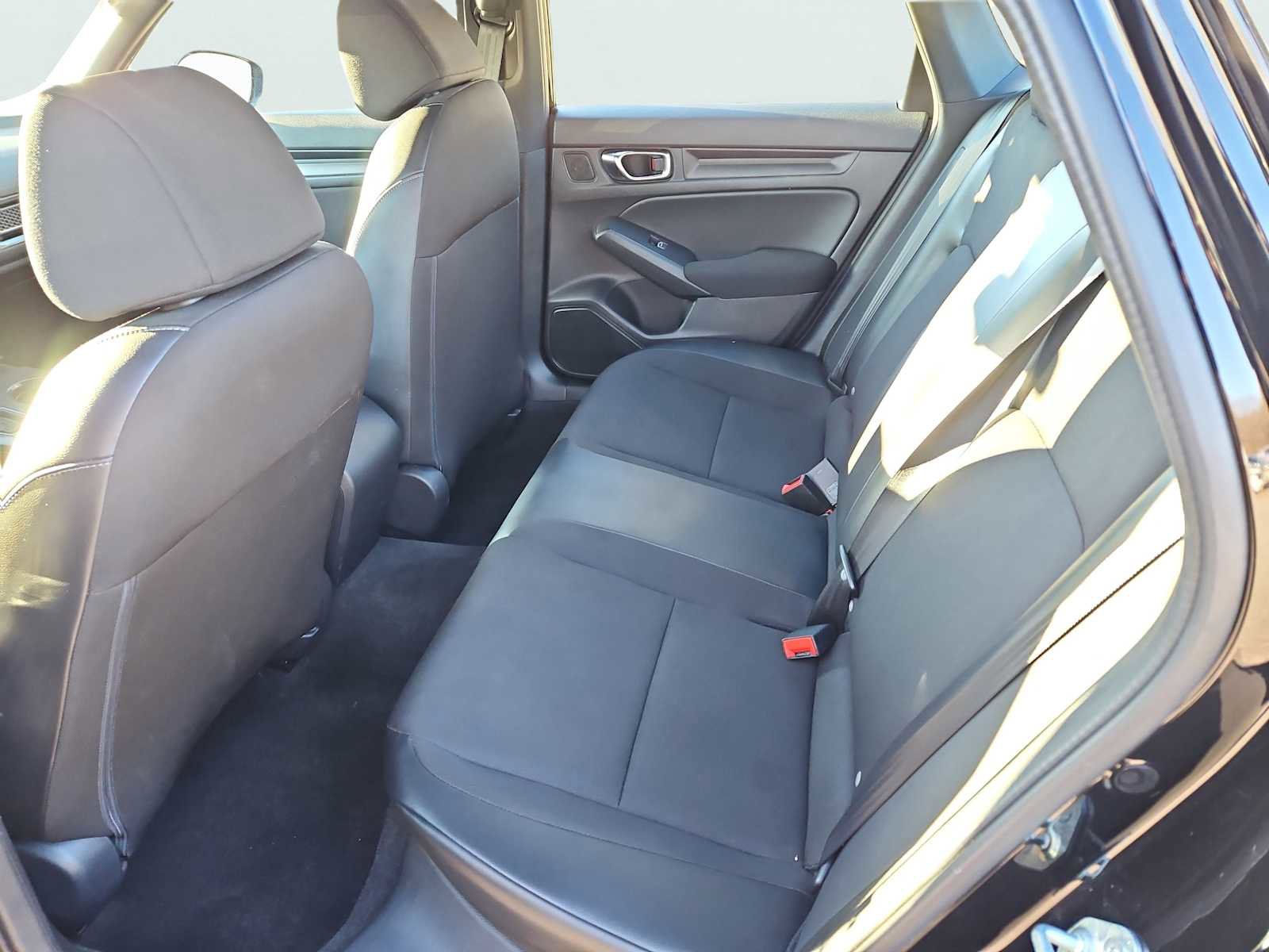 Used 2023 Honda Civic Sport image 27