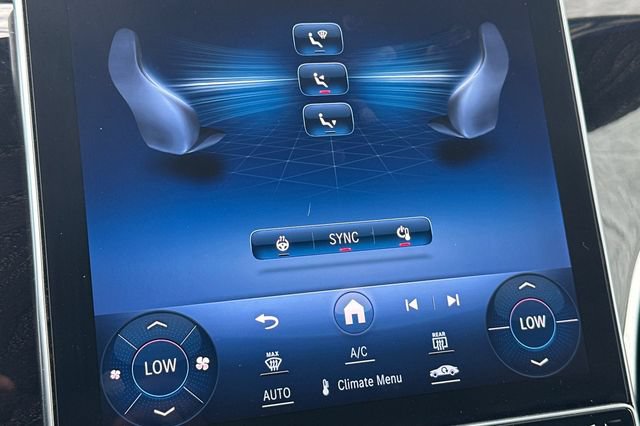 Used 2024 Mercedes-Benz GLC 300 image 23