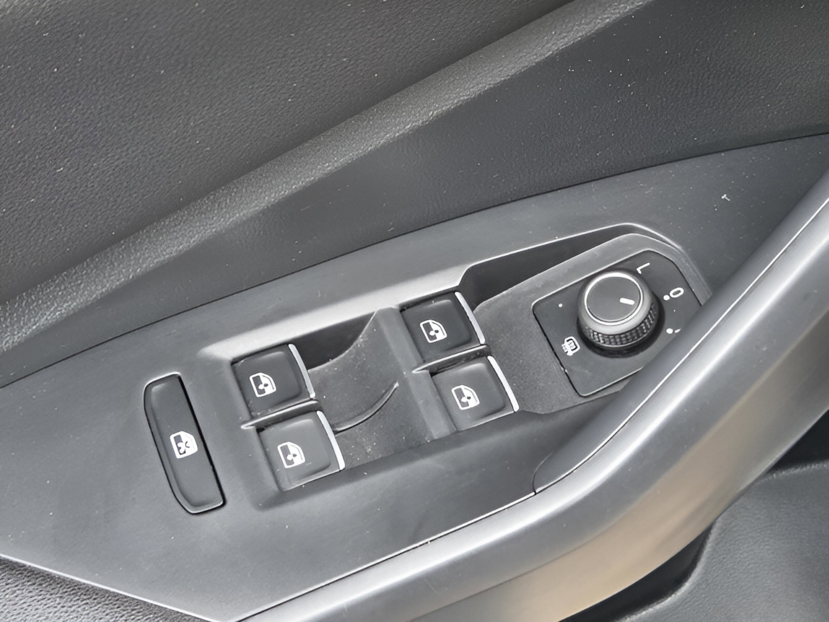 Used 2023 Volkswagen Jetta Sport FWD image 15