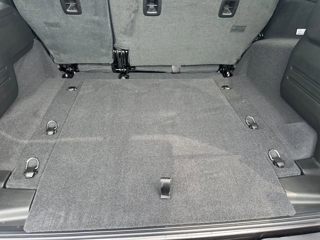 New 2025 Jeep Wrangler Unlimited Rubicon image 17