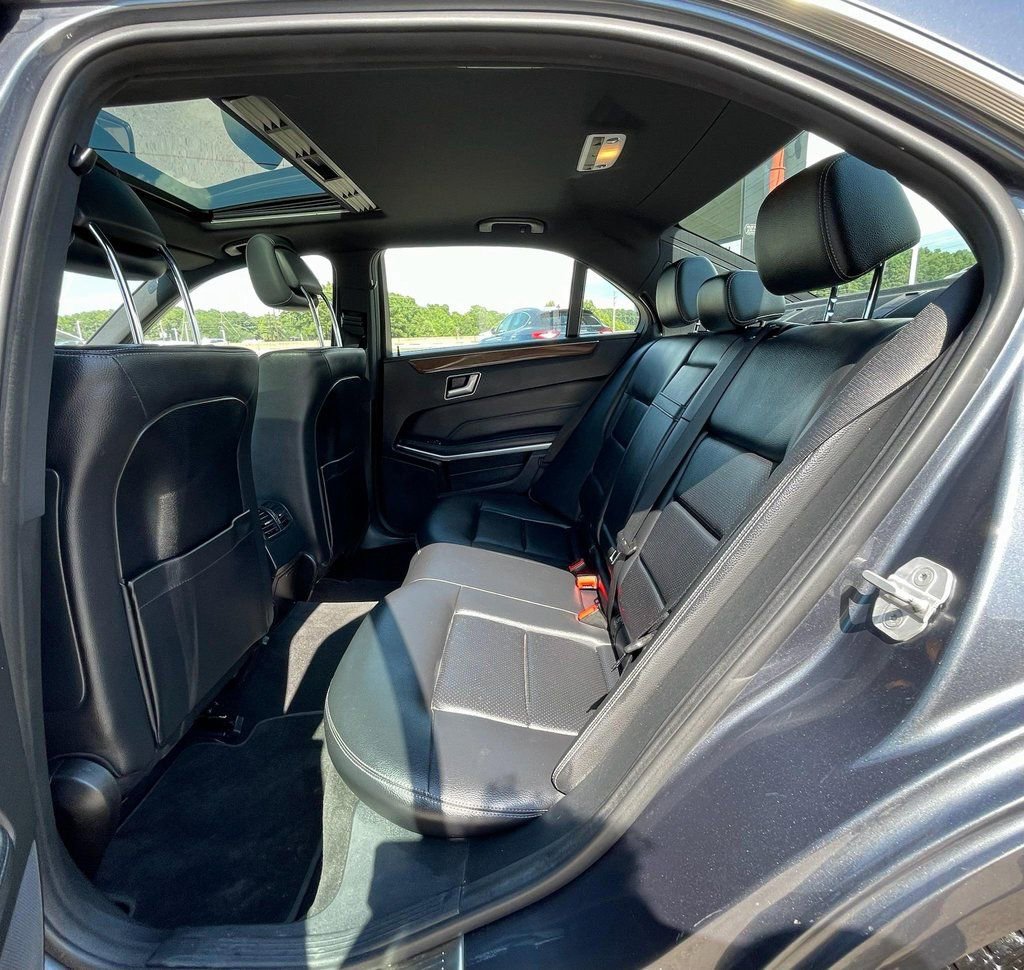 Used 2014 Mercedes-Benz E 350 4MATIC Sedan w/ Premium 1 Package image 33