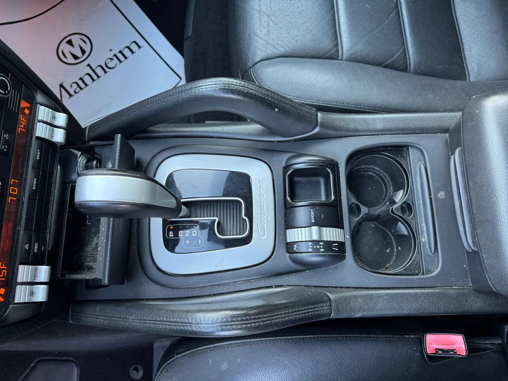 Used 2010 Porsche Cayenne AWD/4WD image 18