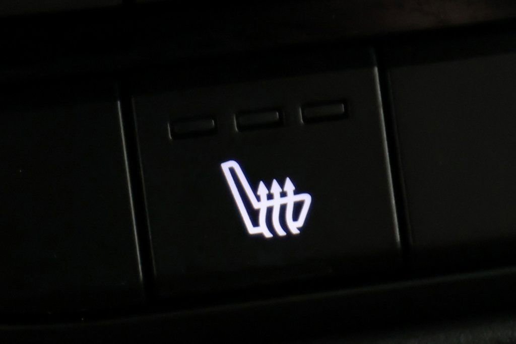 Used 2025 MAZDA CX-70 Plug-In Hybrid w/ Premium Pkg image 28