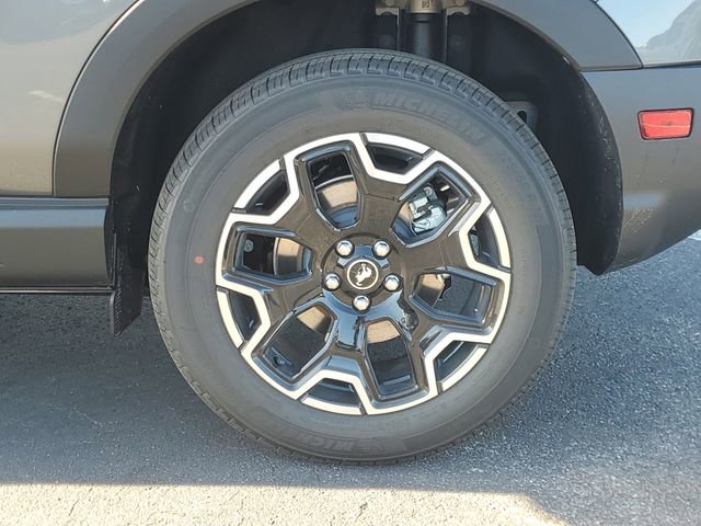 New 2025 Ford Bronco Sport Outer Banks image 5