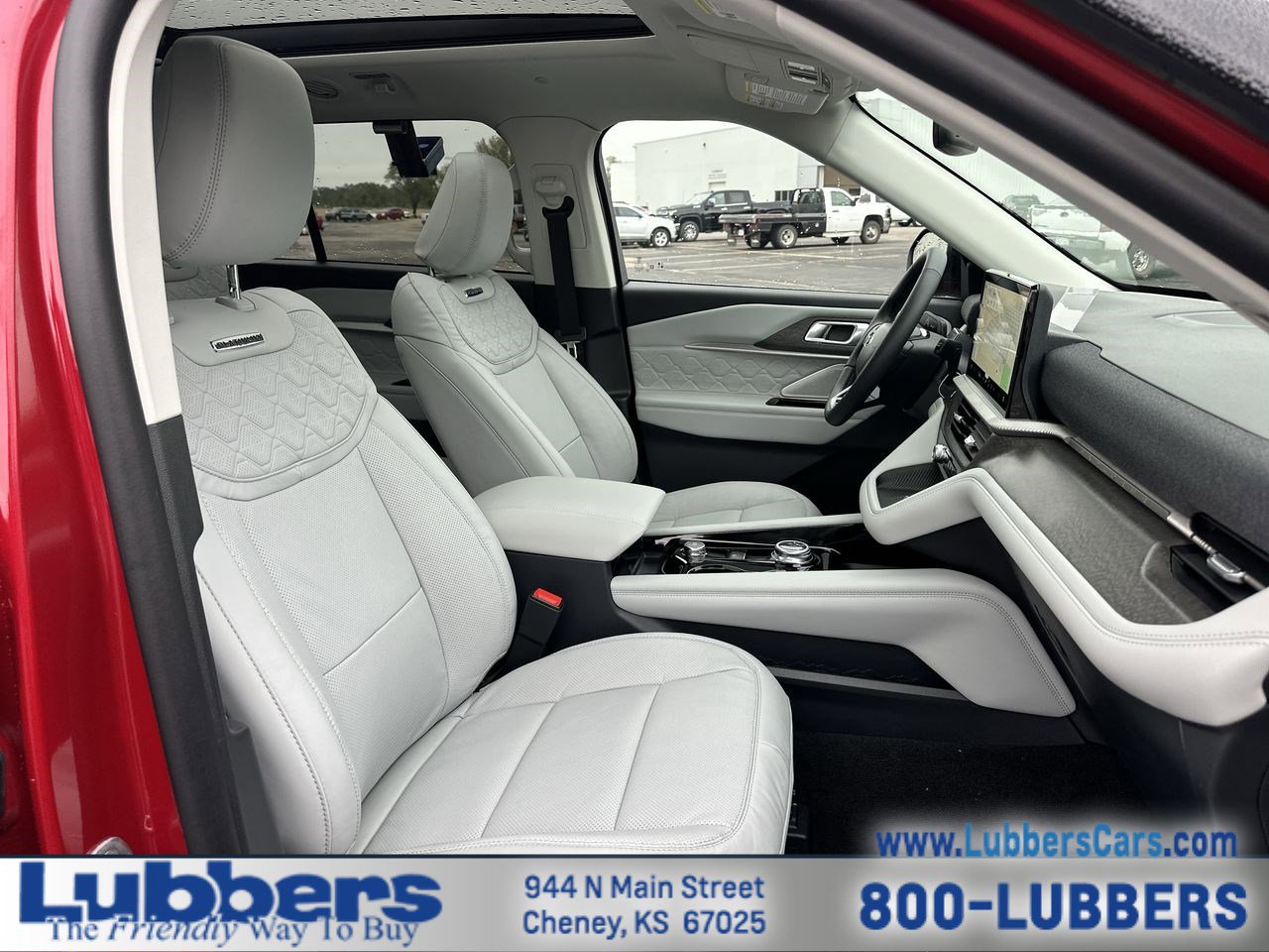 New 2026 Ford Explorer Platinum image 24