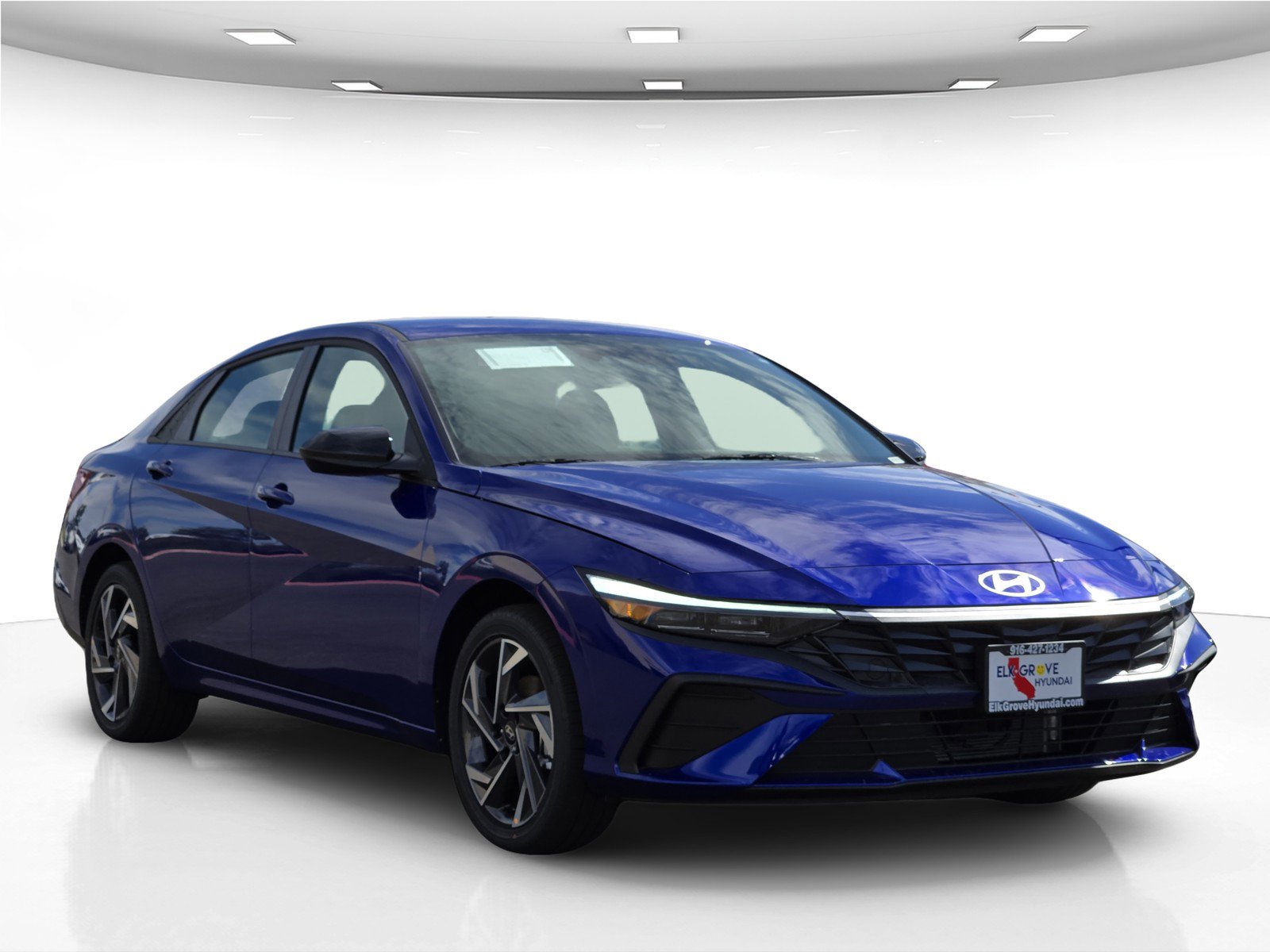 New 2025 Hyundai Elantra SEL image 11