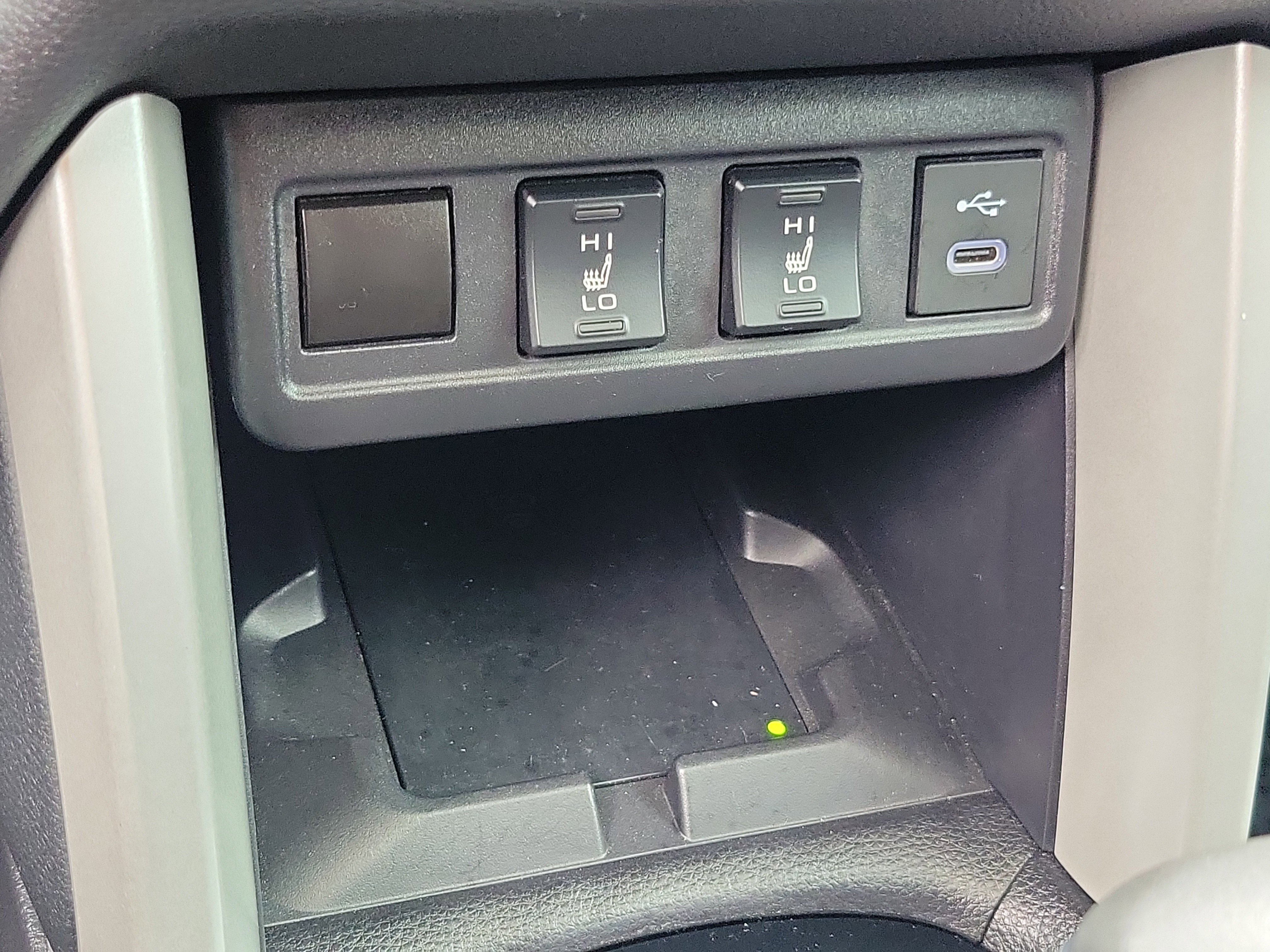 Used 2025 Toyota Corolla Cross AWD Hybrid w/ Convenience Package image 33