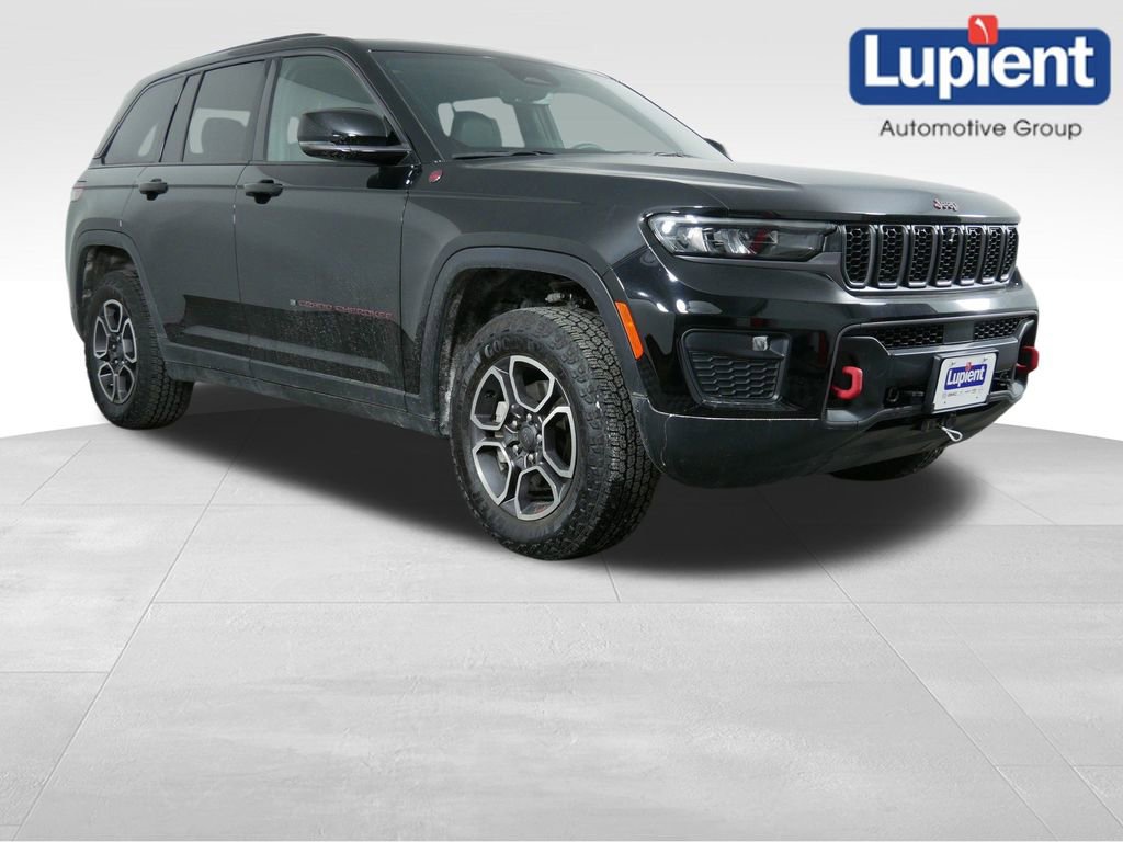 Used 2022 Jeep Grand Cherokee Trailhawk image 1