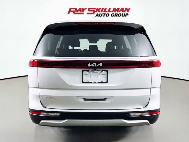 Used 2023 Kia Carnival LX image 6