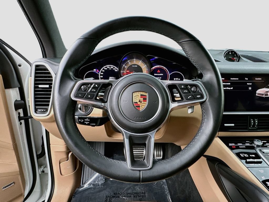 Certified 2023 Porsche Cayenne S w/ Premium Package Plus AWD/4WD image 12