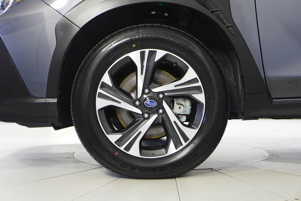 Used 2024 Subaru Crosstrek 2.0i Premium w/ Crosstrek Mirror Package AWD/4WD image 5