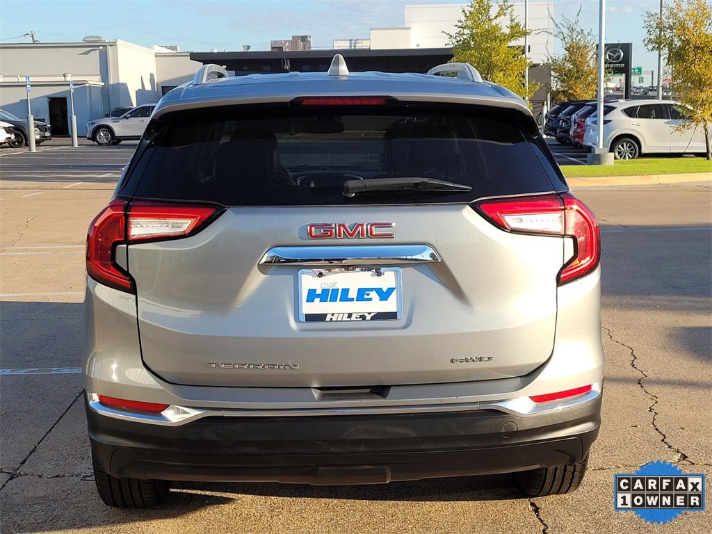 Used 2024 GMC Terrain SLT image 5