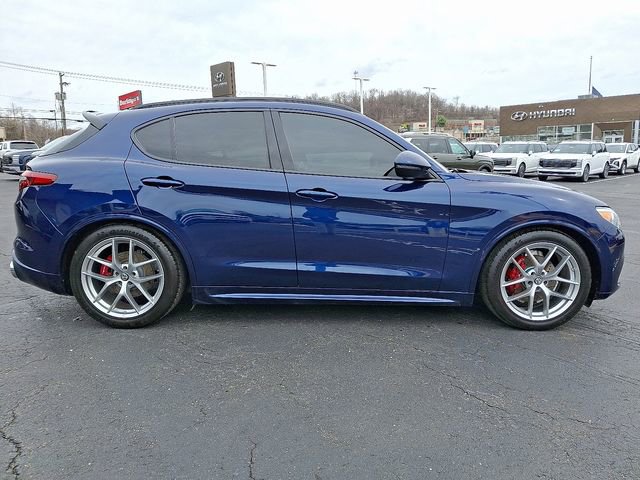 Used 2020 Alfa Romeo Stelvio Ti Sport w/ Quick Order Package 22S Sport image 7
