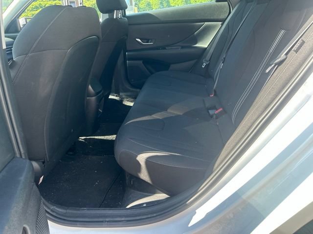 Certified 2026 Hyundai Elantra Hybrid FWD image 7