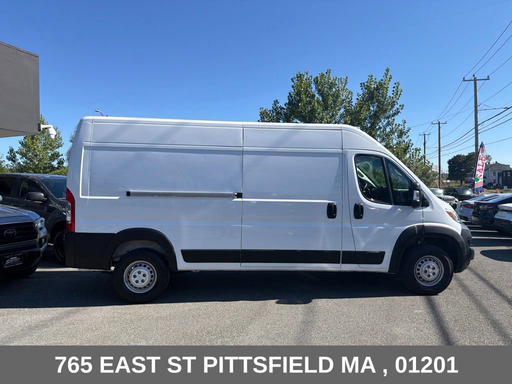 Used 2026 RAM ProMaster 2500 w/ Convenience Group FWD image 9