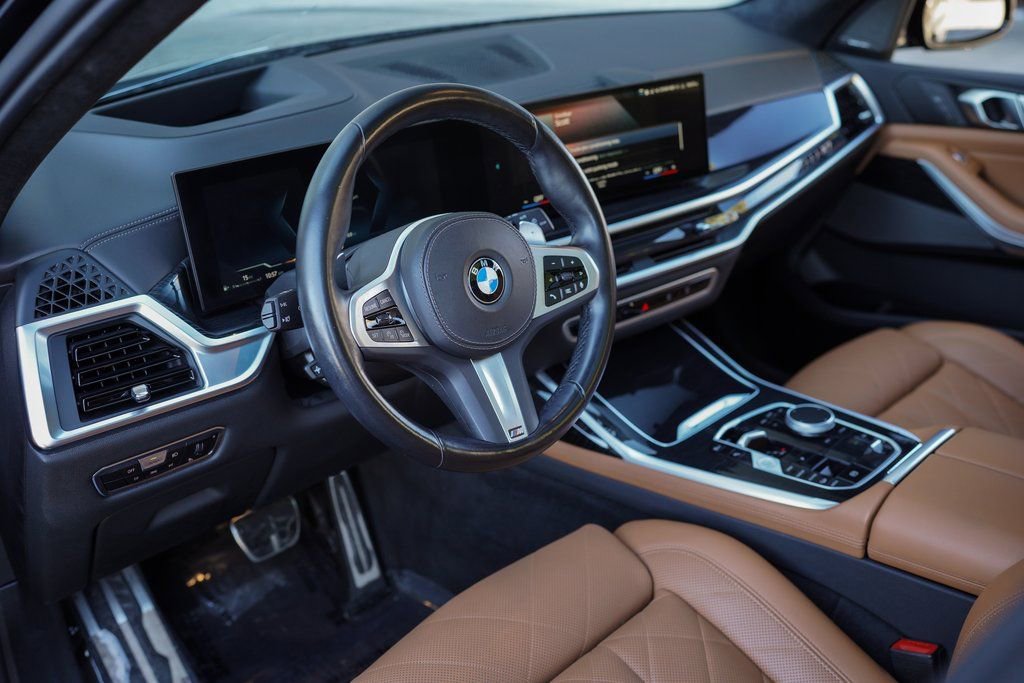 Used 2023 BMW X7 xDrive40i w/ M Sport Package image 20