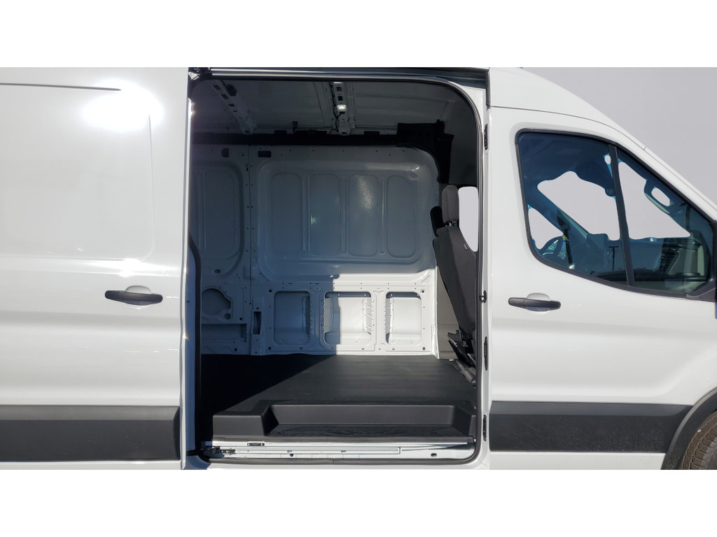 New 2026 Ford Transit 250 148 Medium Roof RWD image 12