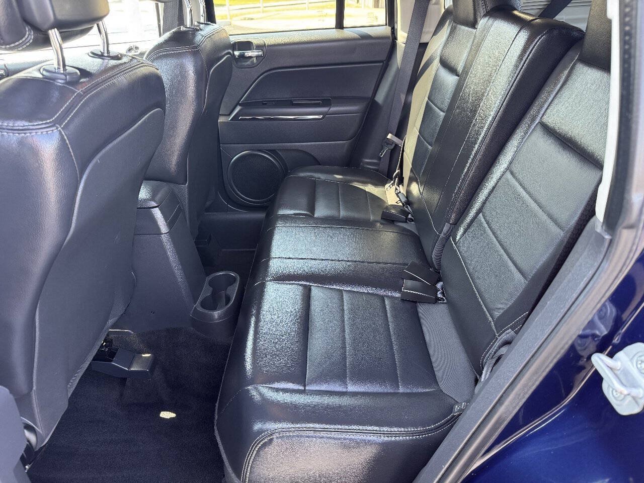 Used 2012 Jeep Compass Limited w/ Sun/Sound Group FWD image 18