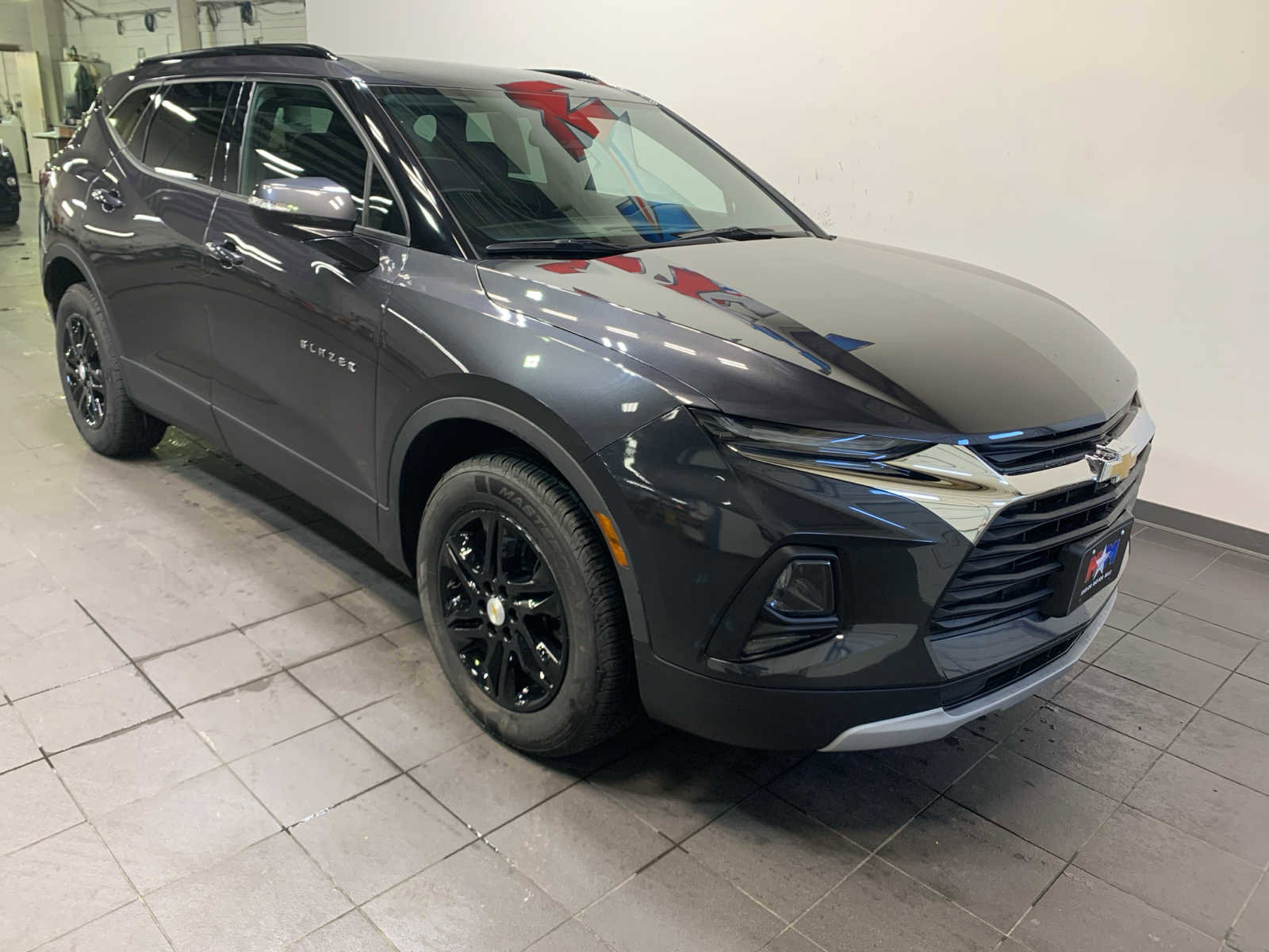 Used 2022 Chevrolet Blazer LT image 2