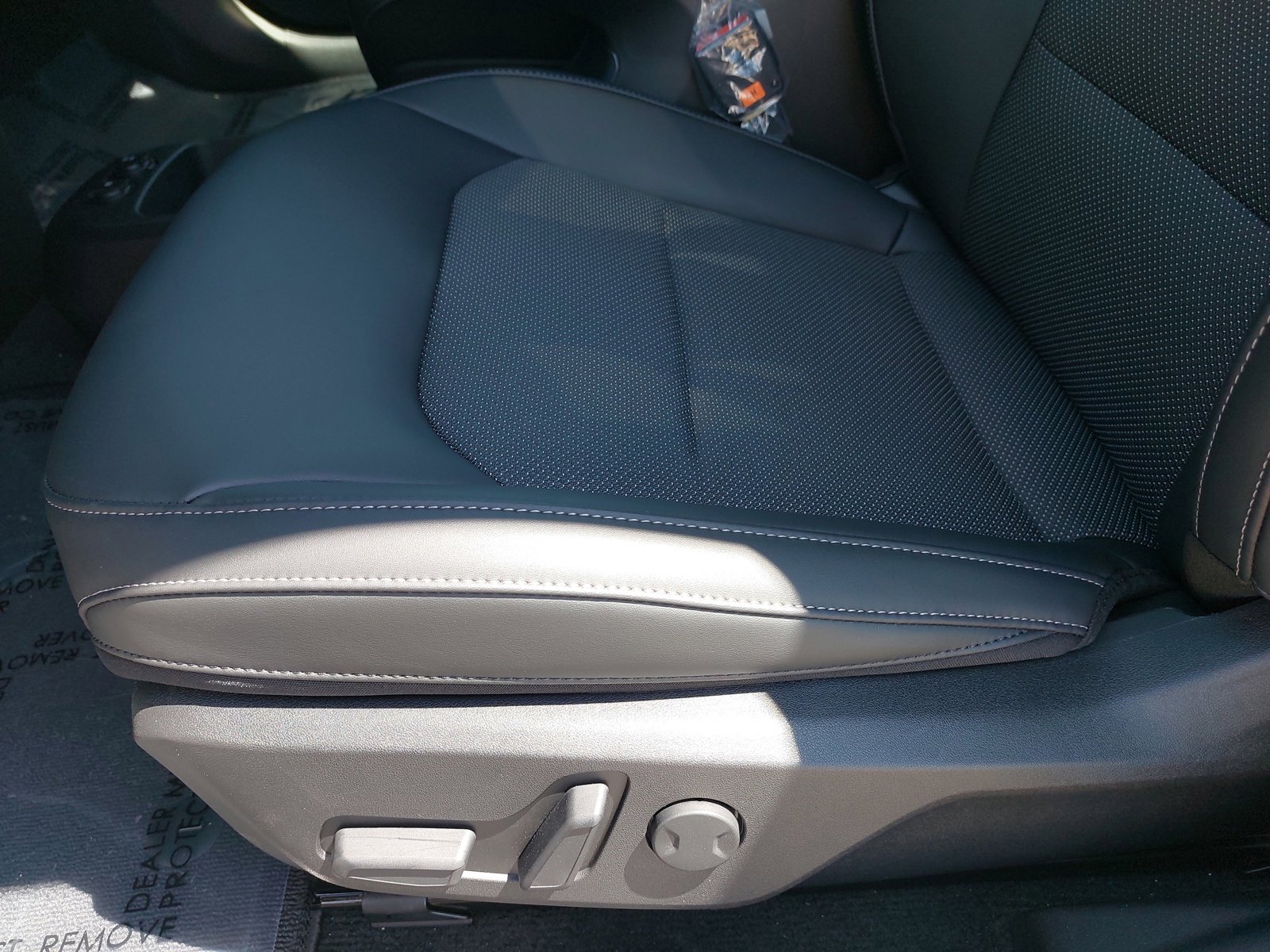 New 2025 Kia EV6 Light w/ Light LR Technology Package image 29