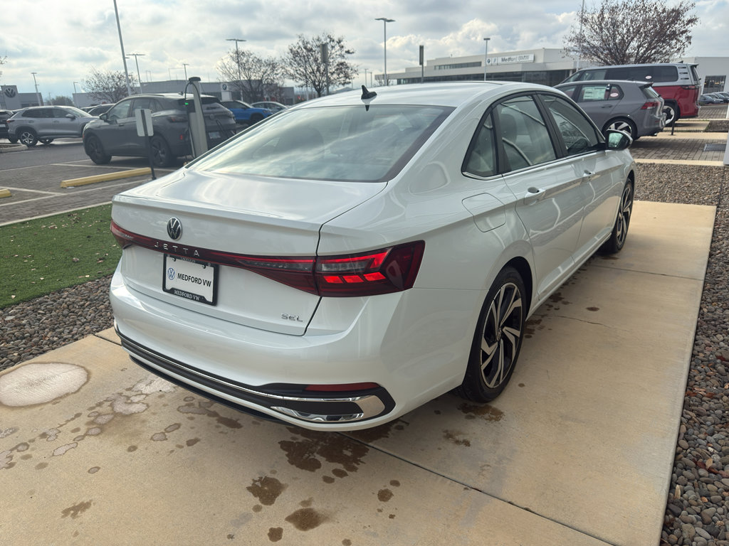 New 2026 Volkswagen Jetta SEL image 4