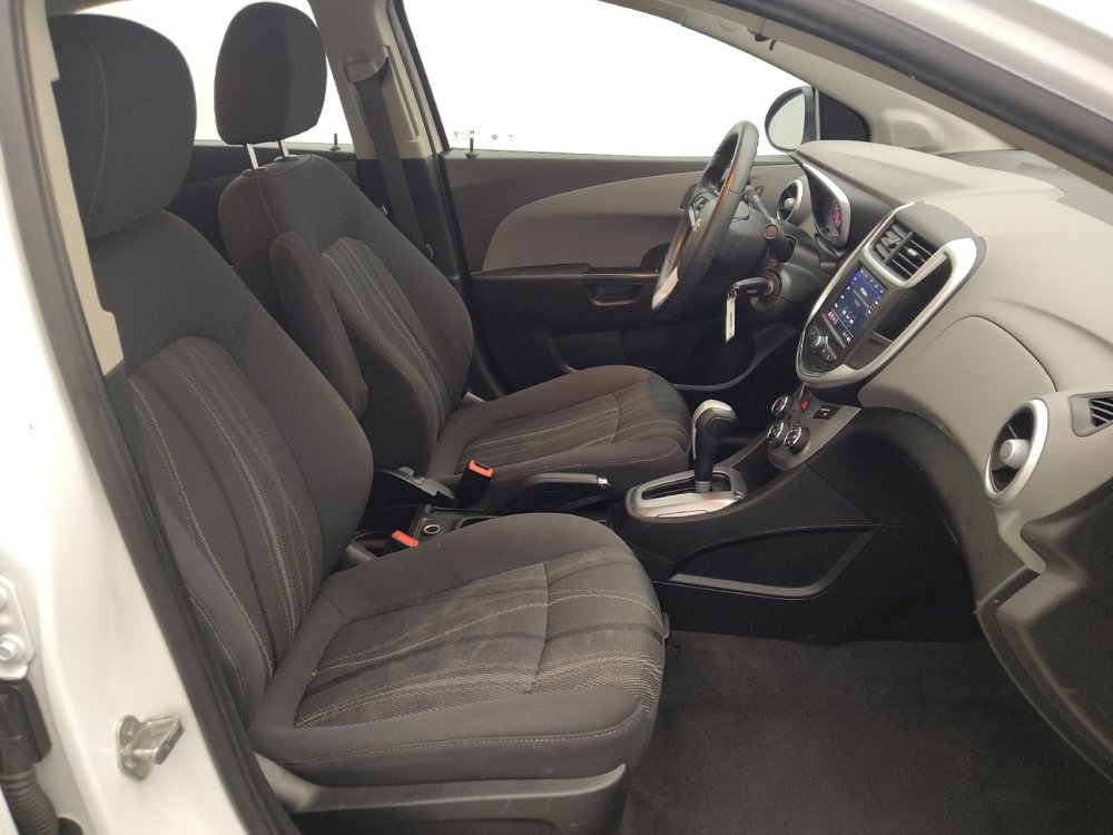 Used 2020 Chevrolet Sonic LT image 21