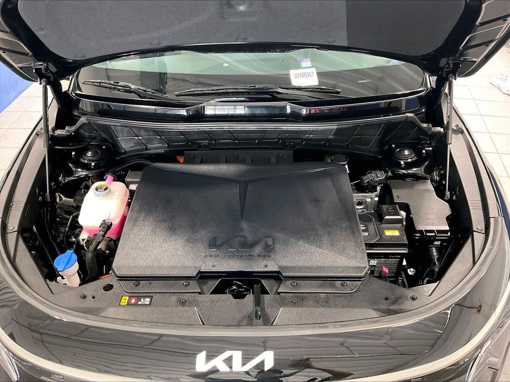 Used 2025 Kia Niro Wind w/ Wind Preserve Package FWD image 30