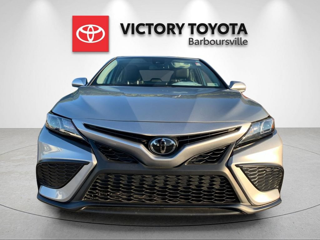 Used 2023 Toyota Camry SE w/ Cold Weather Package FWD image 8