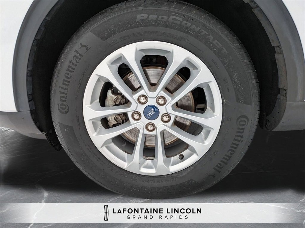 Used 2021 Ford Escape SE image 31