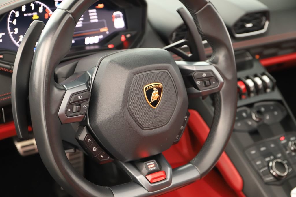 Used 2016 Lamborghini Huracan LP 610-4 image 16