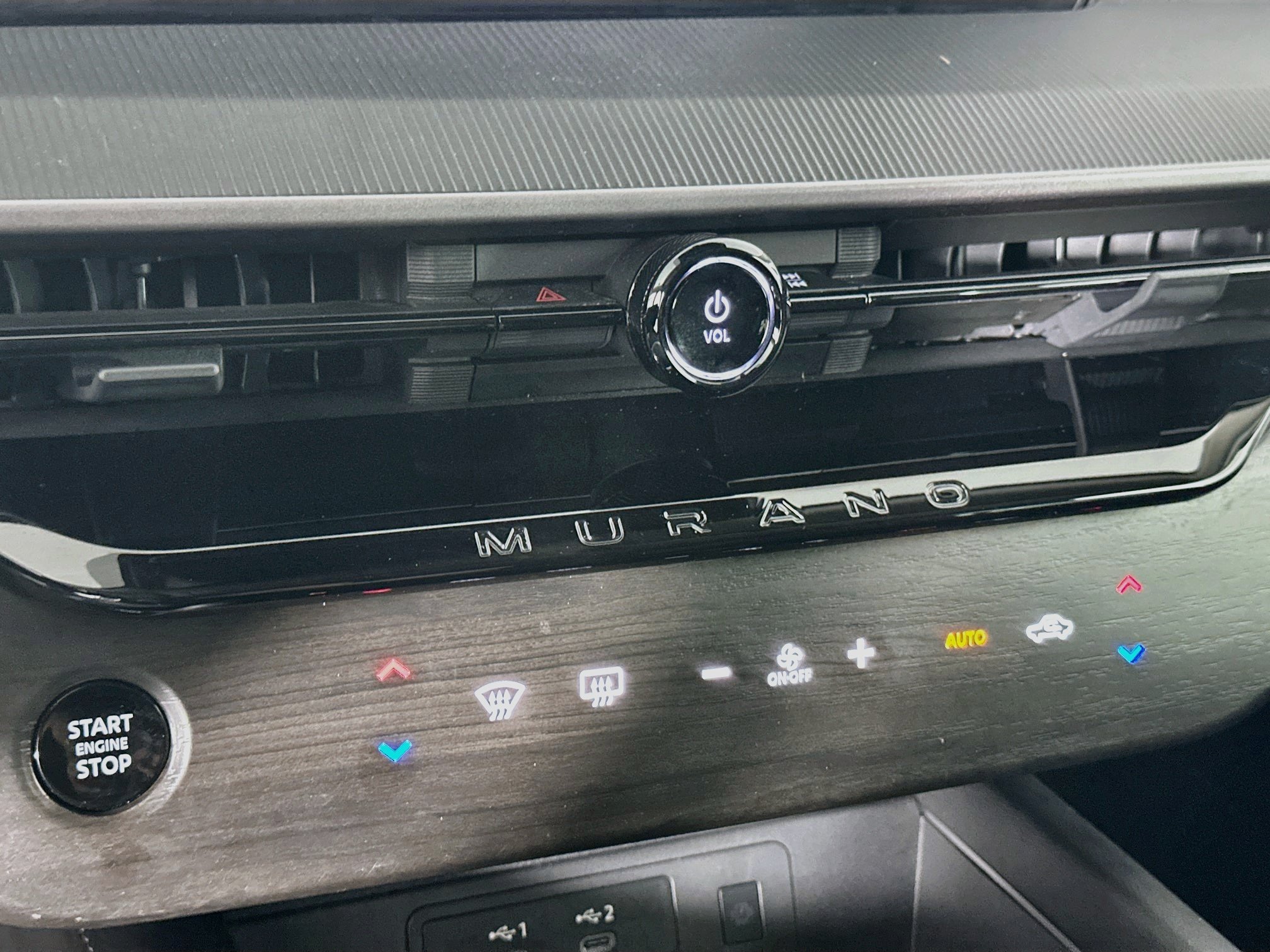 Used 2025 Nissan Murano SV FWD image 23