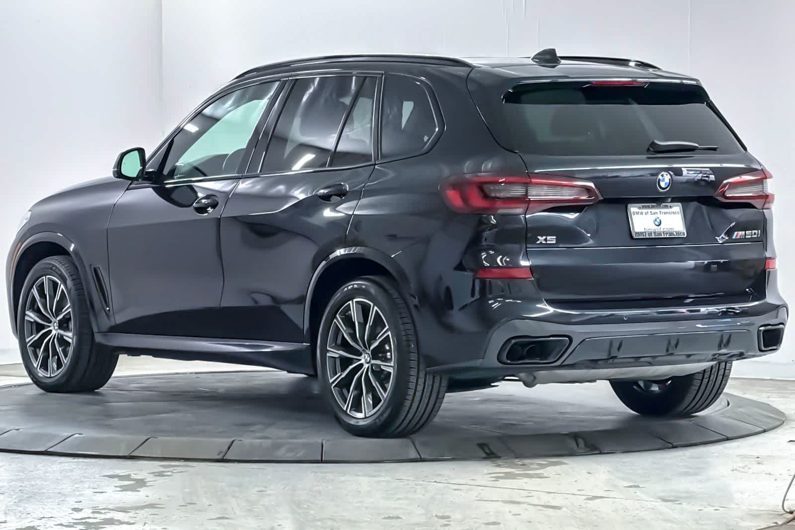 Used 2022 BMW X5 M50i w/ Executive Package AWD/4WD image 6