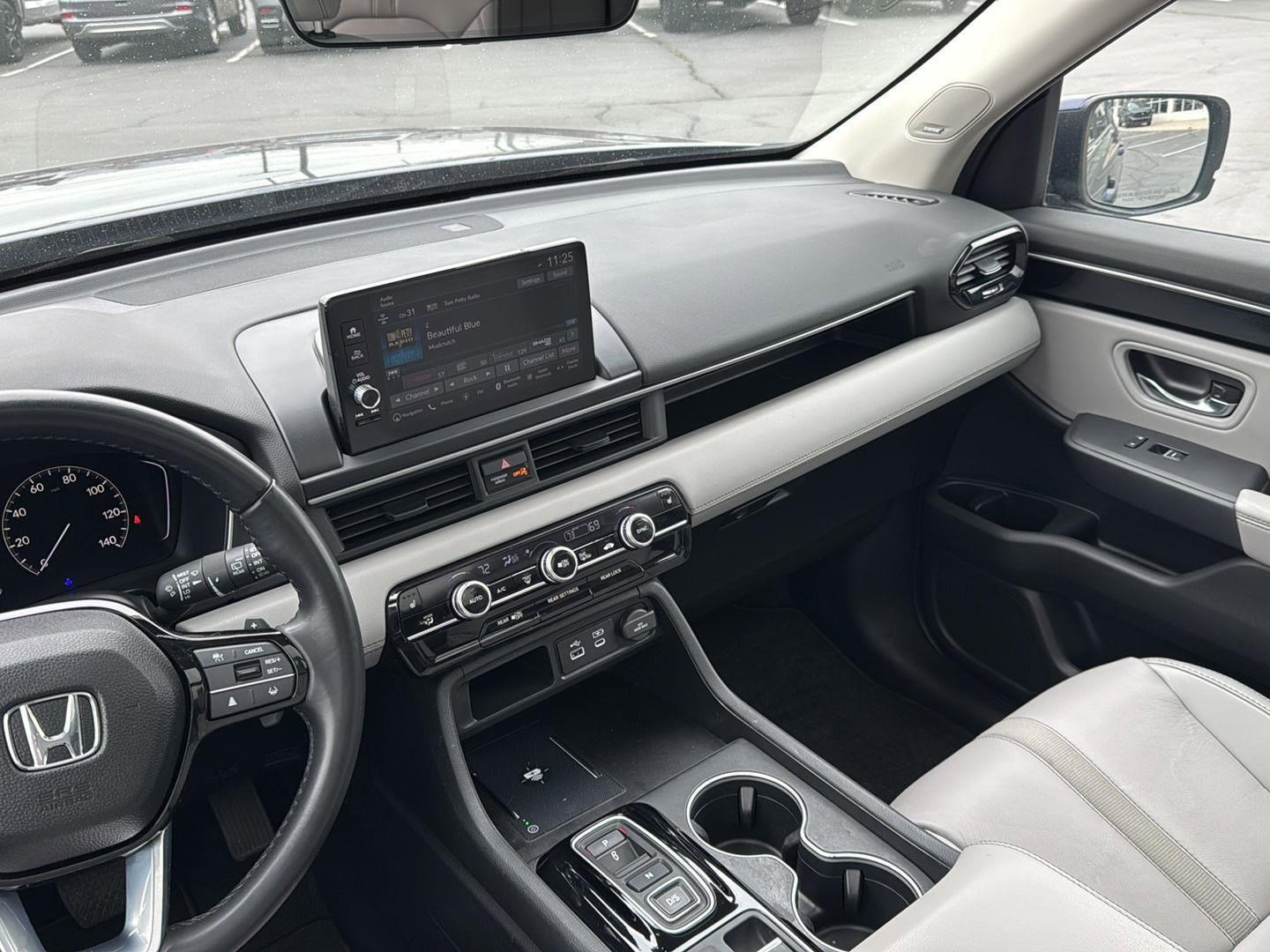 Certified 2023 Honda Pilot Touring image 30