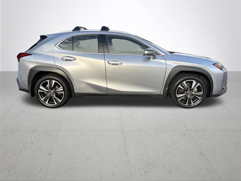 Used 2023 Lexus UX 250h AWD w/ Accessory Package (A2) image 5