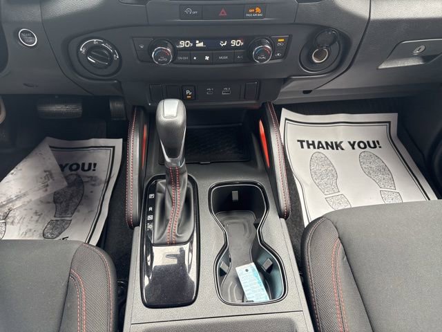 Used 2024 Nissan Frontier PRO-4X w/ Technology Package image 21