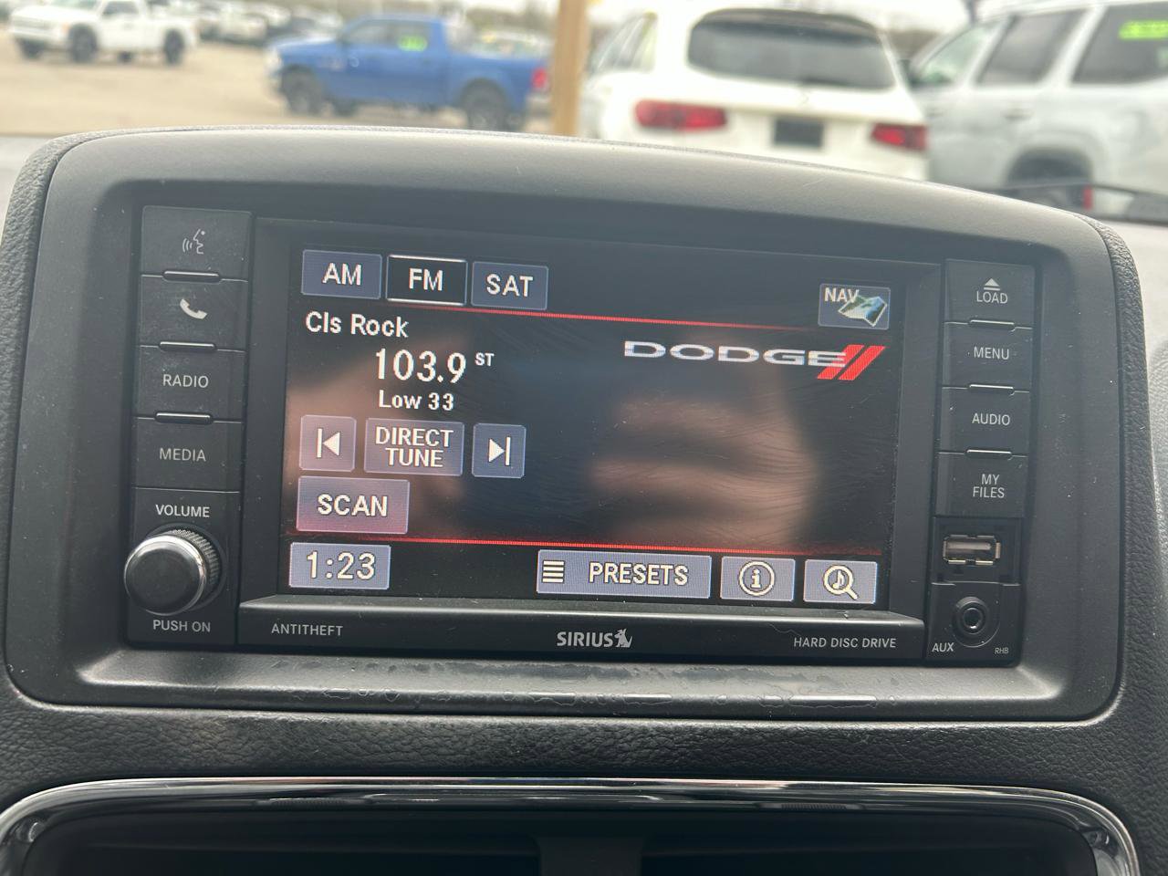 Used 2017 Dodge Grand Caravan GT FWD image 21