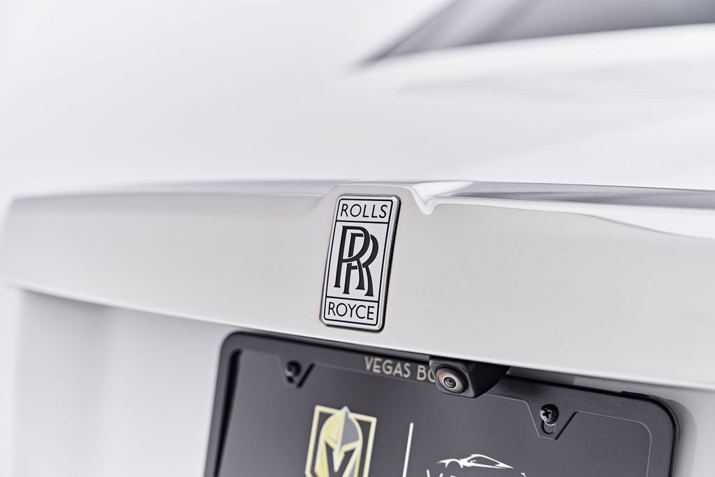 Used 2021 Rolls-Royce Phantom Sedan RWD image 26