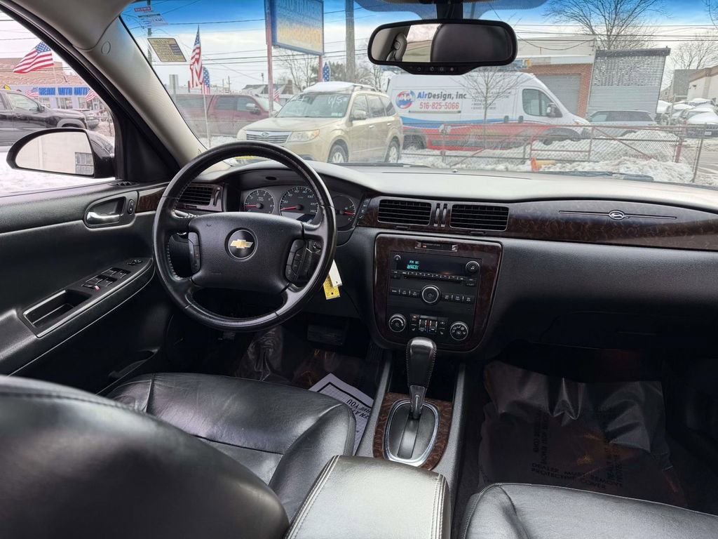 Used 2012 Chevrolet Impala LTZ image 18
