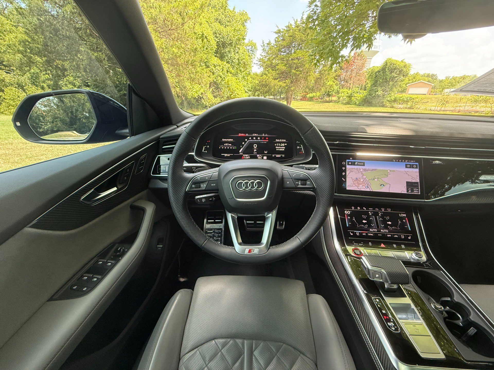 Used 2024 Audi SQ8 Prestige AWD/4WD image 31
