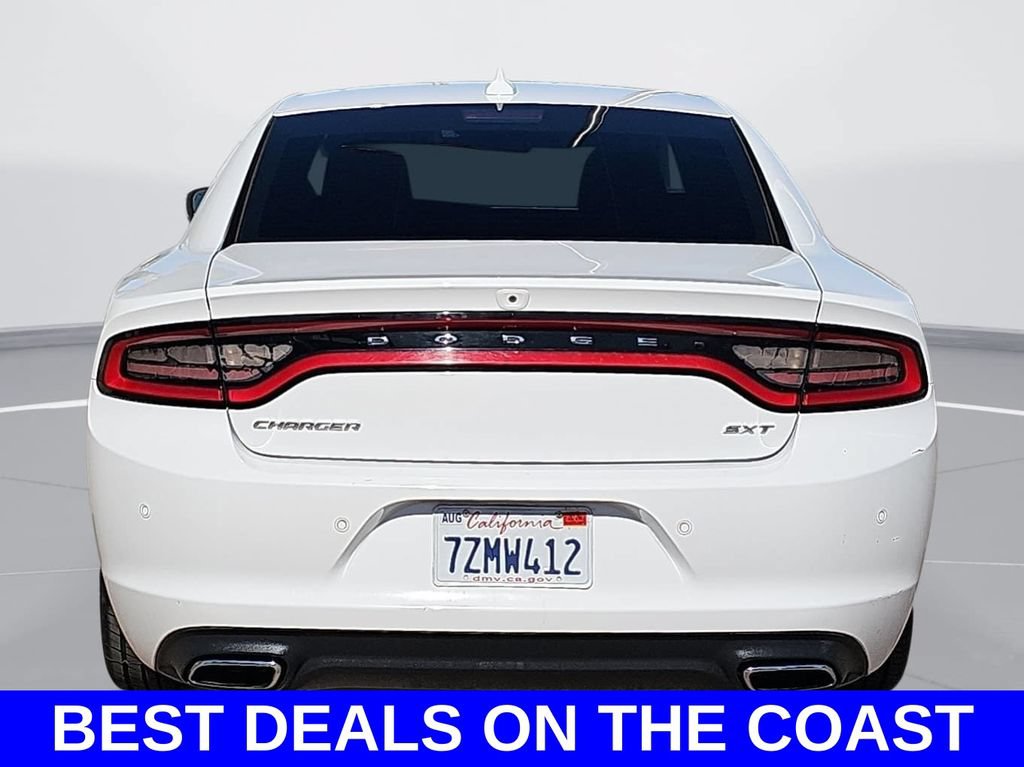 Used 2018 Dodge Charger SXT Plus RWD image 4