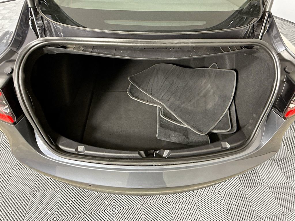 Used 2018 Tesla Model 3 Long Range image 29