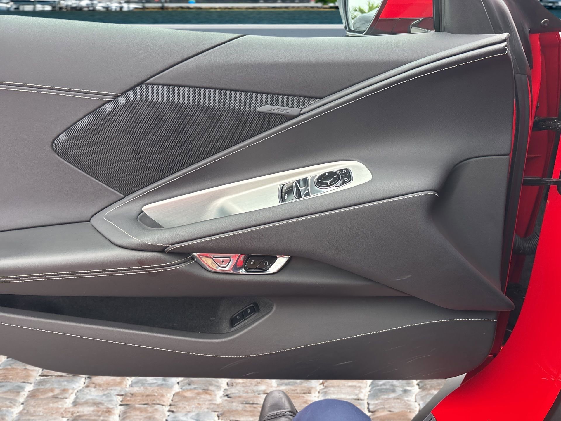 Used 2022 Chevrolet Corvette Stingray Coupe w/ Z51 Performance Package image 17