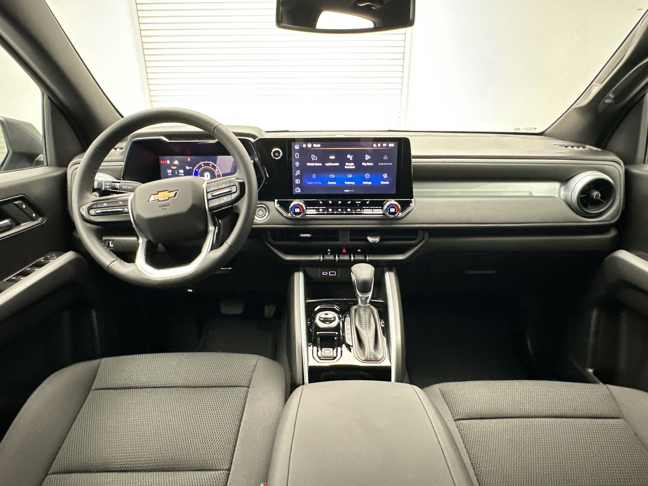 New 2026 Chevrolet Colorado LT image 13