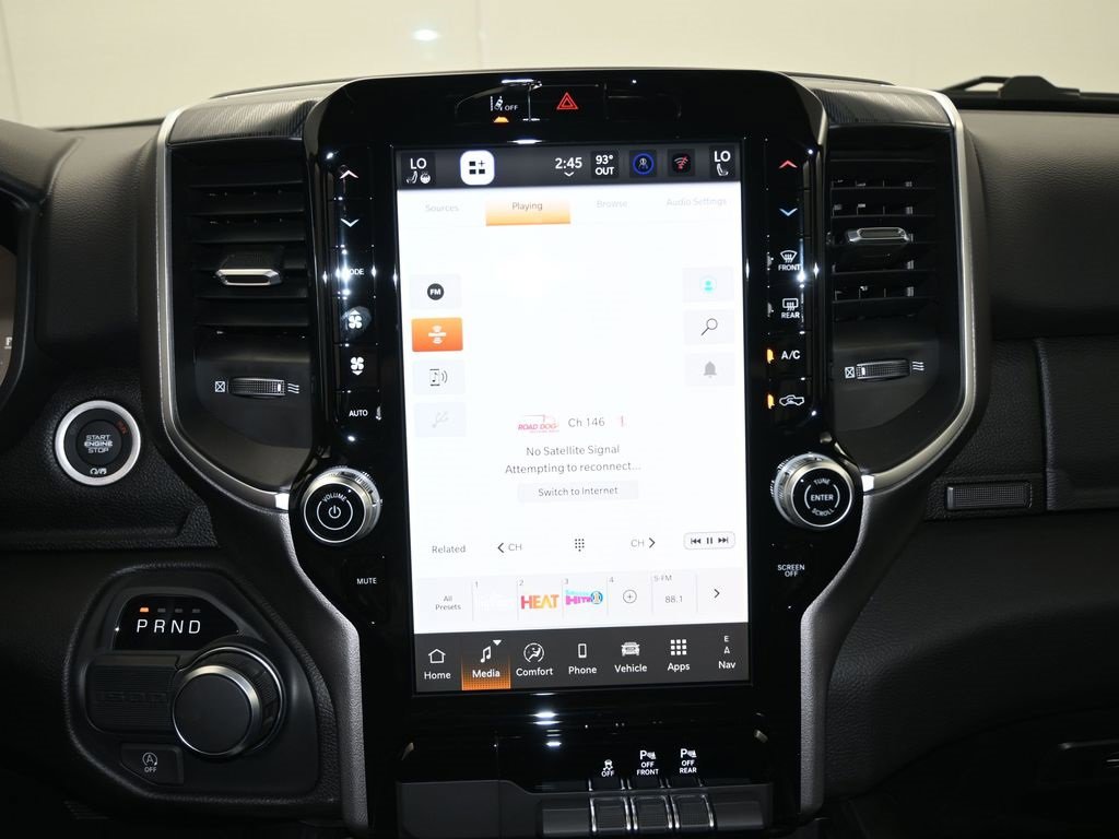 New 2026 RAM 1500 2WD Crew Cab image 3