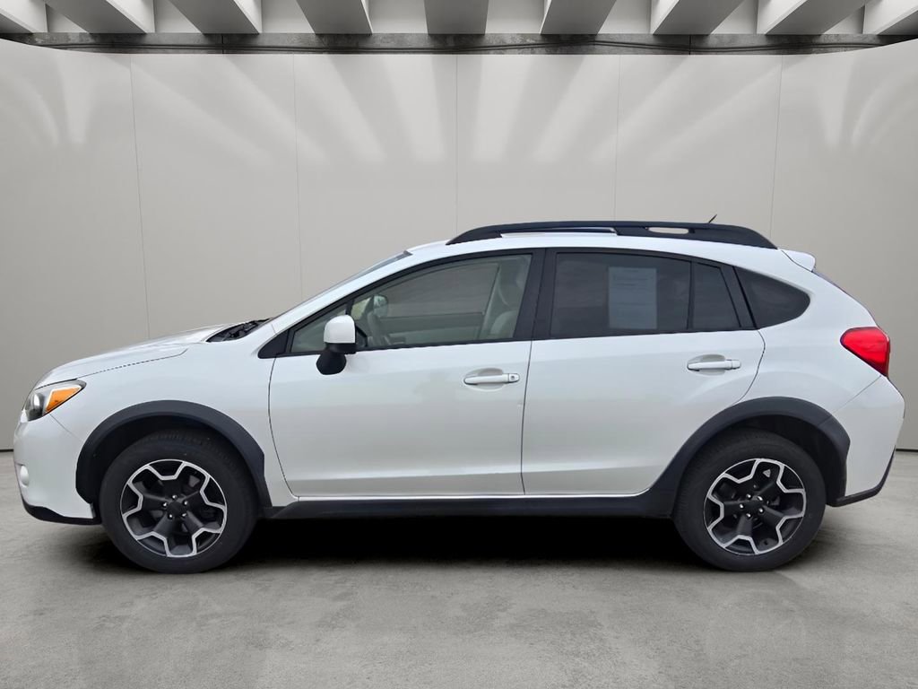 Used 2014 Subaru Crosstrek 2.0i Premium AWD/4WD image 2